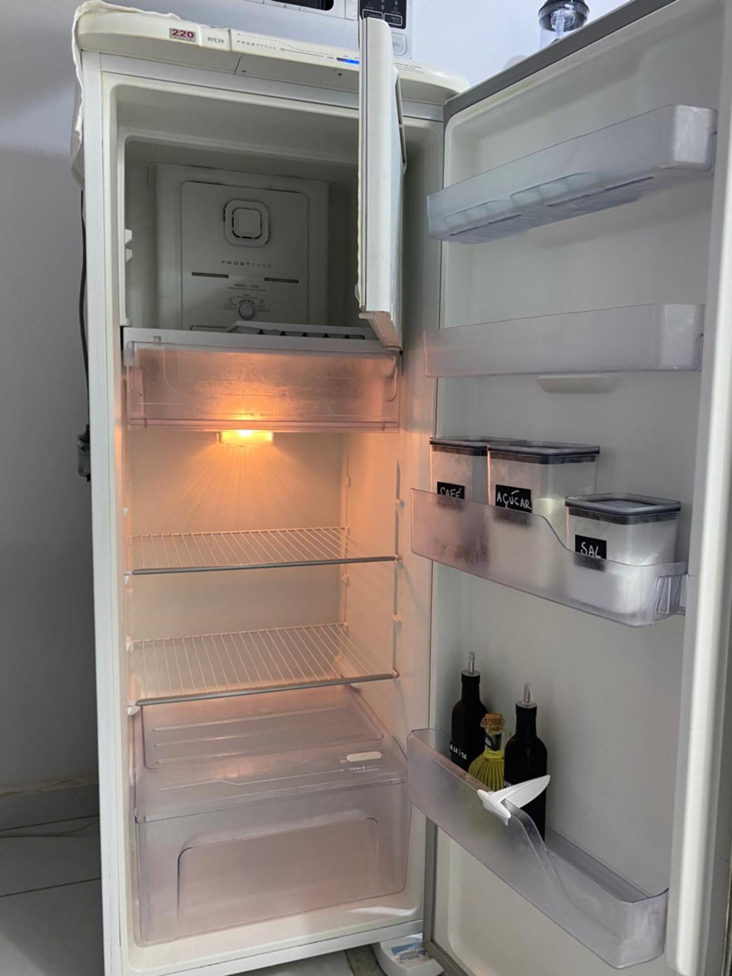 פראייה גראנדה Apartamento Kit Net Pe Na Areia מראה חיצוני תמונה